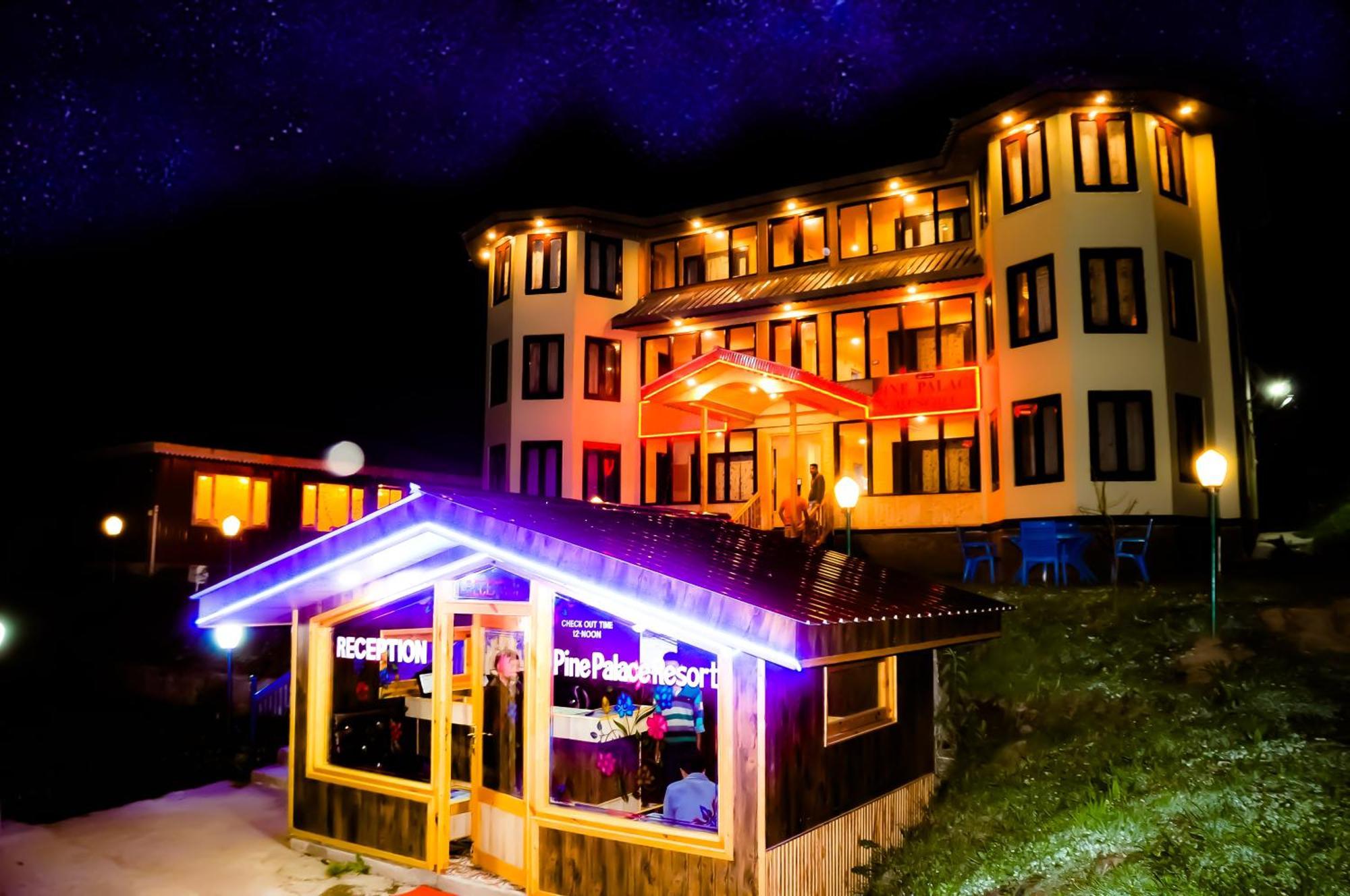 Pine Palace Resort Pahalgām Exterior foto